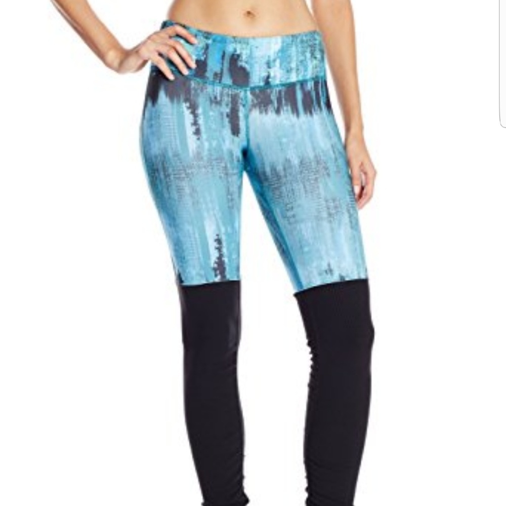 alo gooddess leggings.