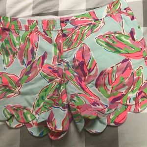 EUC Lilly Pulitzer buttercup shorts