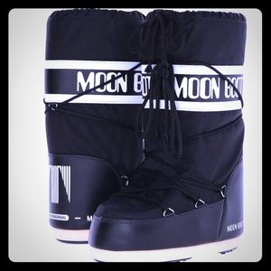 Tecnica Winter Moon Boots - Black - Size 10-11