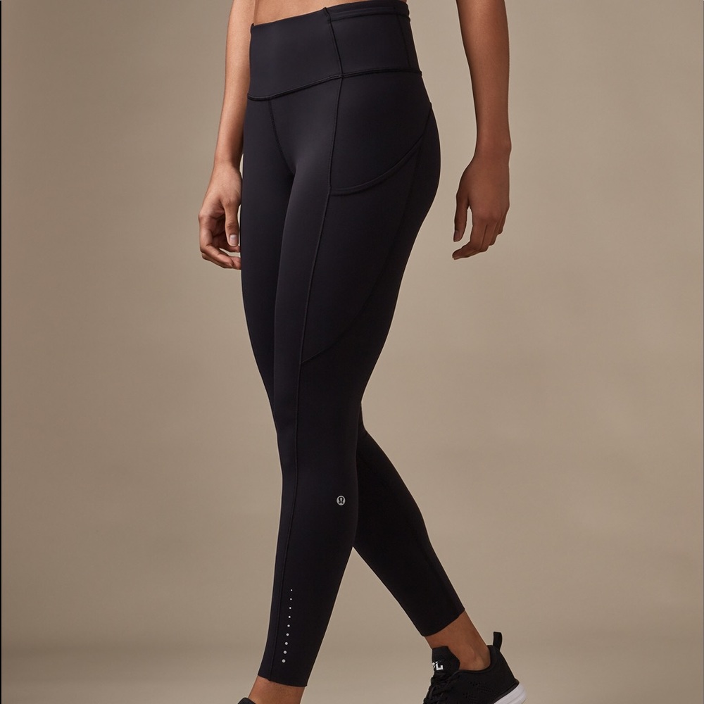Lululemon Fast And Free 7/8 Tight in black