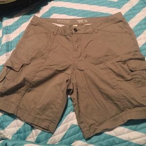 Tan Bermuda shorts