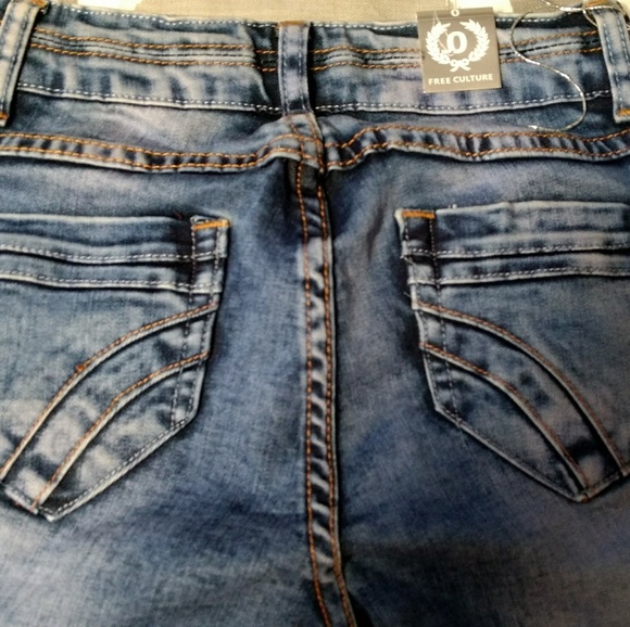 NWT Free Culture stretch jeans. Size 0 - Picture 4 of 4