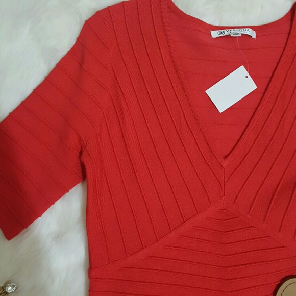 Coral knit dress - Picture 3 of 3