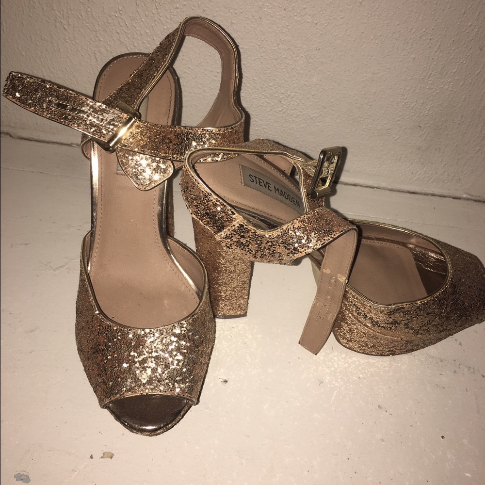 Steve Madden gold sparkly heels
