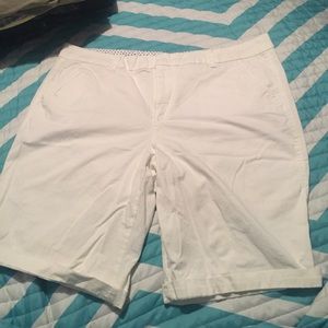 White Bermuda shorts