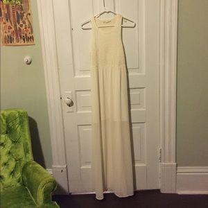 Cream beachy maxi dress!
