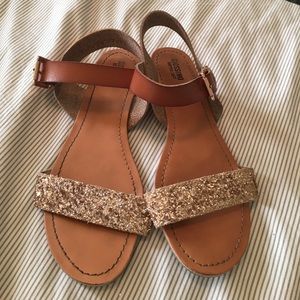 Mossimo flat sandals with gold glitter straps