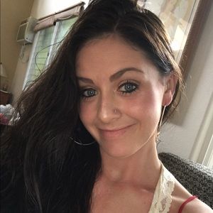 Meet your Posher, Kelcey