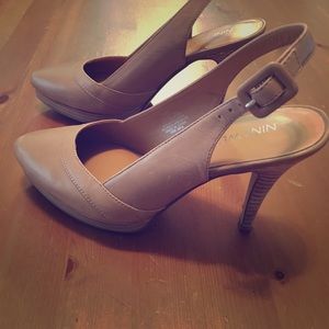 Nine West nude heels