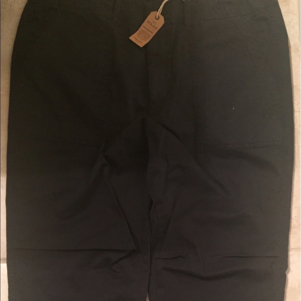 NWT American Eagle Joggers