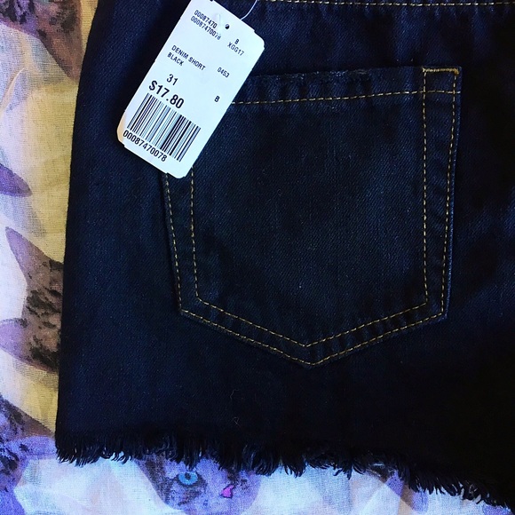 ☀️F21☀️ Distressed Shorts - Picture 4 of 4