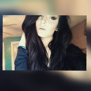 I'm selling my old fashion clothes!