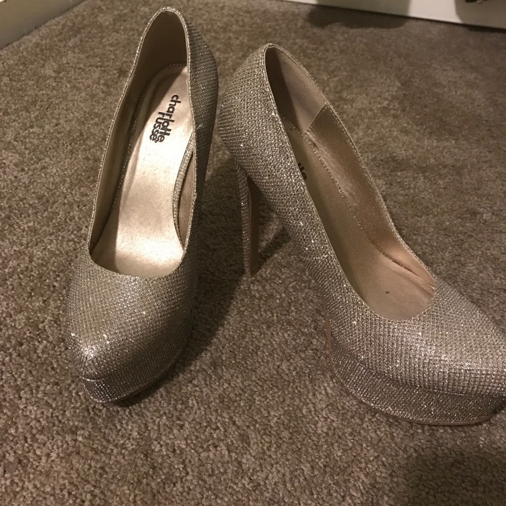 😍✨Sparking festive pumps✨😍