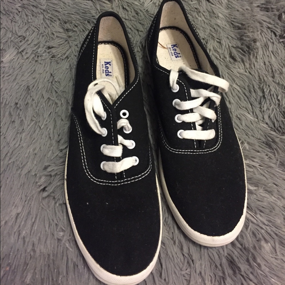 Black Keds
