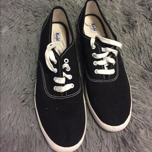 Black Keds