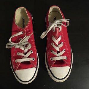 Kids Red Converse All Star - Size 1.5