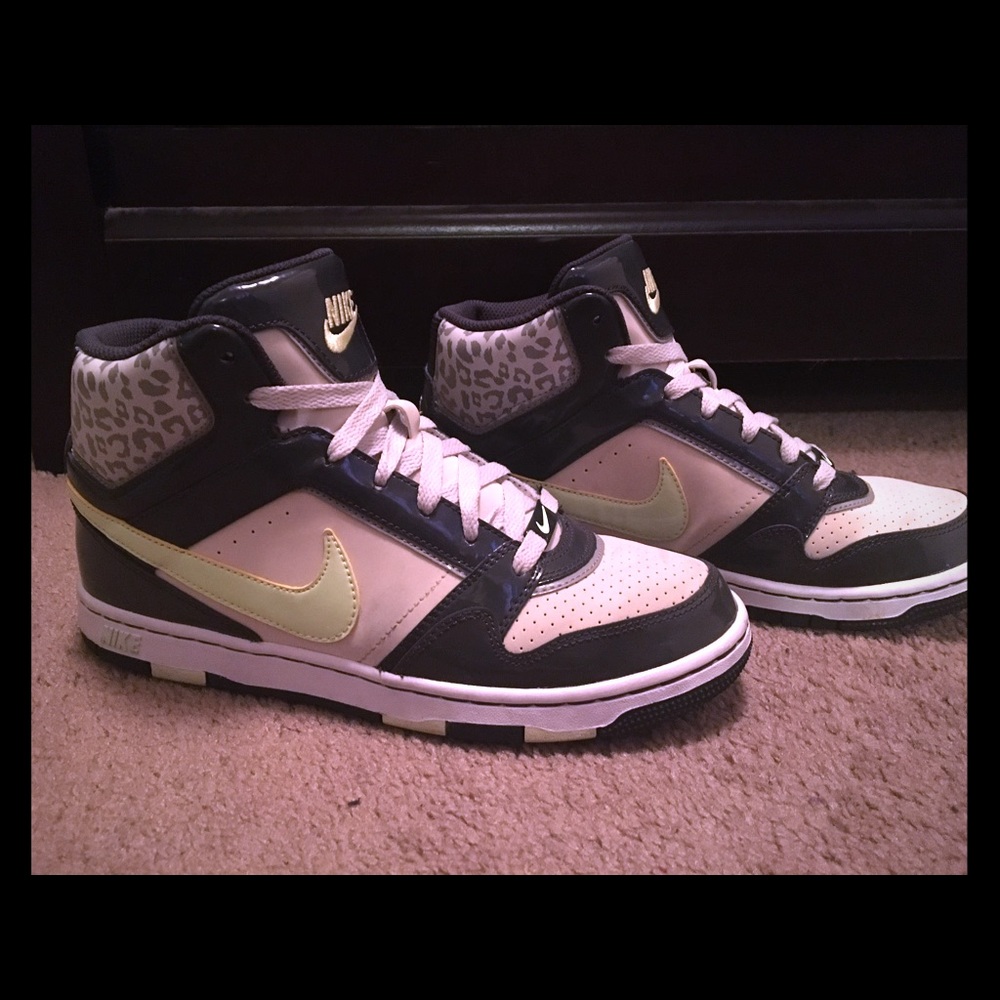 Nike high tops women's size 8.5