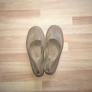 Aerosoles Stitch N Turn flats - 9W - never worn!