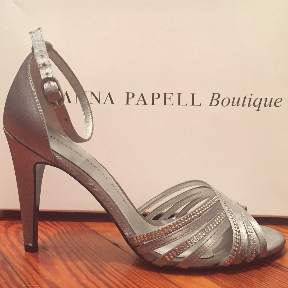 Adrianna Papell Boutique Sandals Sz 8.5