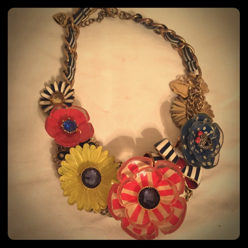 OFFERS ACCEPTED Betsy Johnson necklace