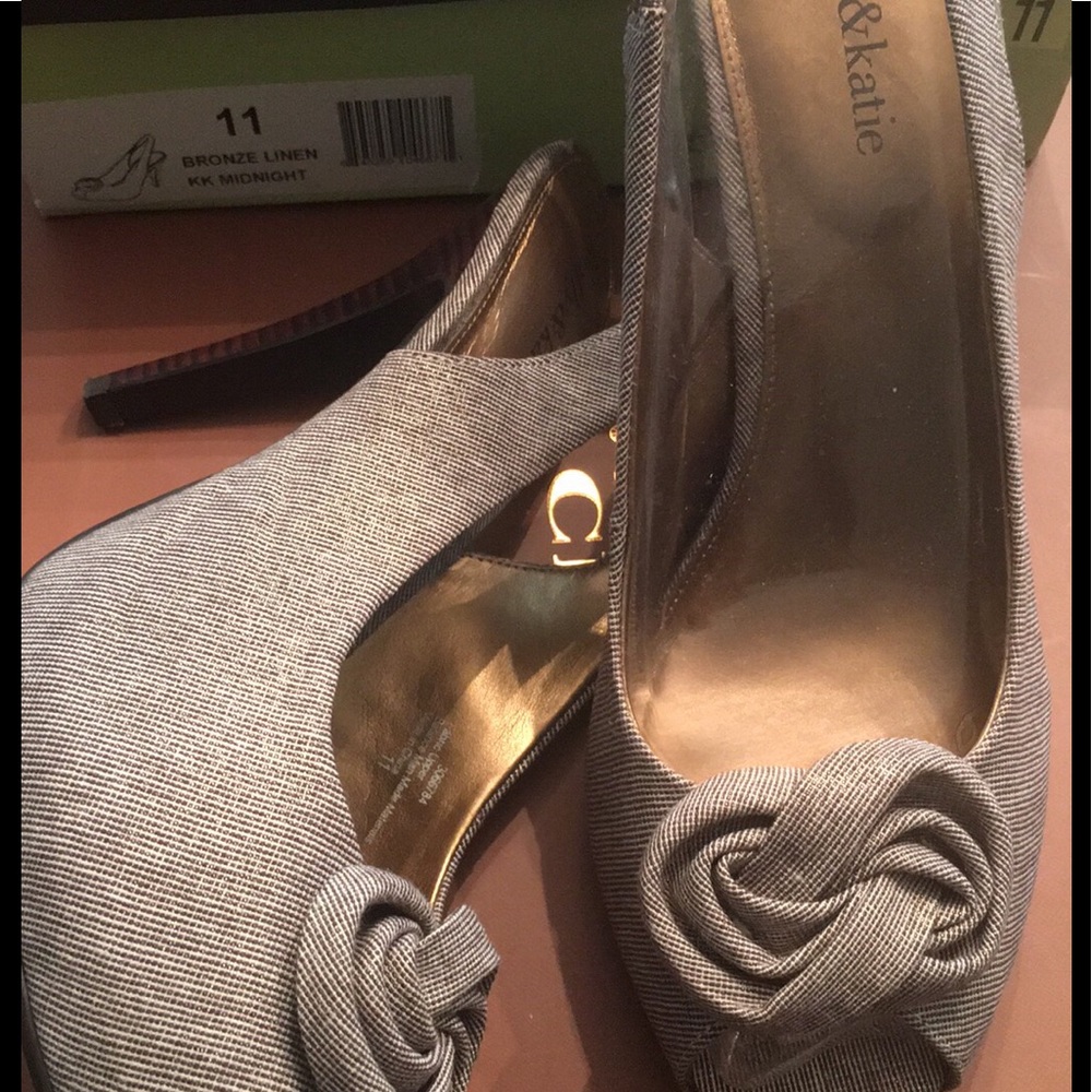 Shoe
