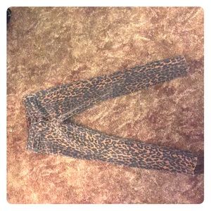 Leopard Print skinny jeans