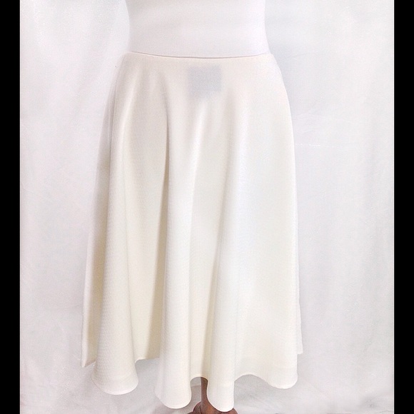 ALLEN by ABS Cream Textured Skirt - Picture 3 of 6