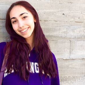 Meet your Posher, Adriana