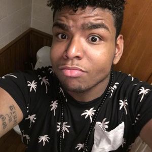 Meet your Posher, Maxwell