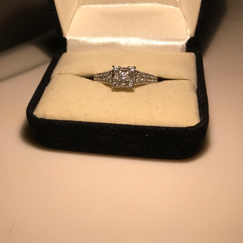 10K White Gold Engagement Ring