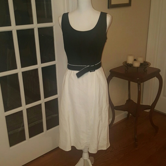 LOFT Dresses & Skirts - LOFT linen career black and white dress size 4