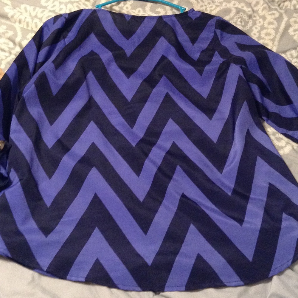Chevron top - Picture 4 of 4