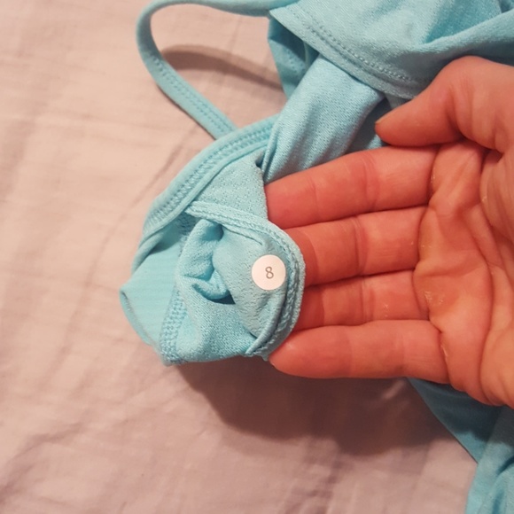 Lululemon - Picture 3 of 3