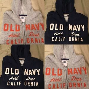 2 Old Navy hoodies 5T one is gray one is blue