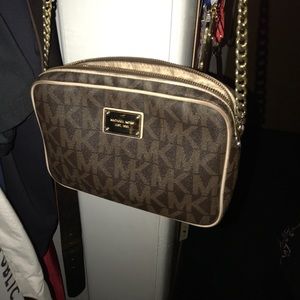MK purse