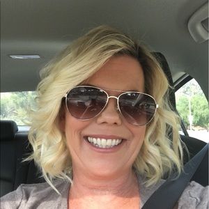 Meet your Posher, Kim
