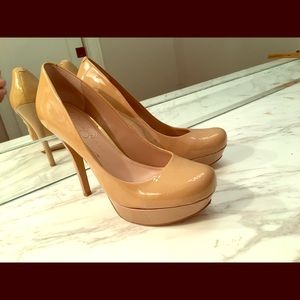 Nude pumps to go with EVERYTHING!