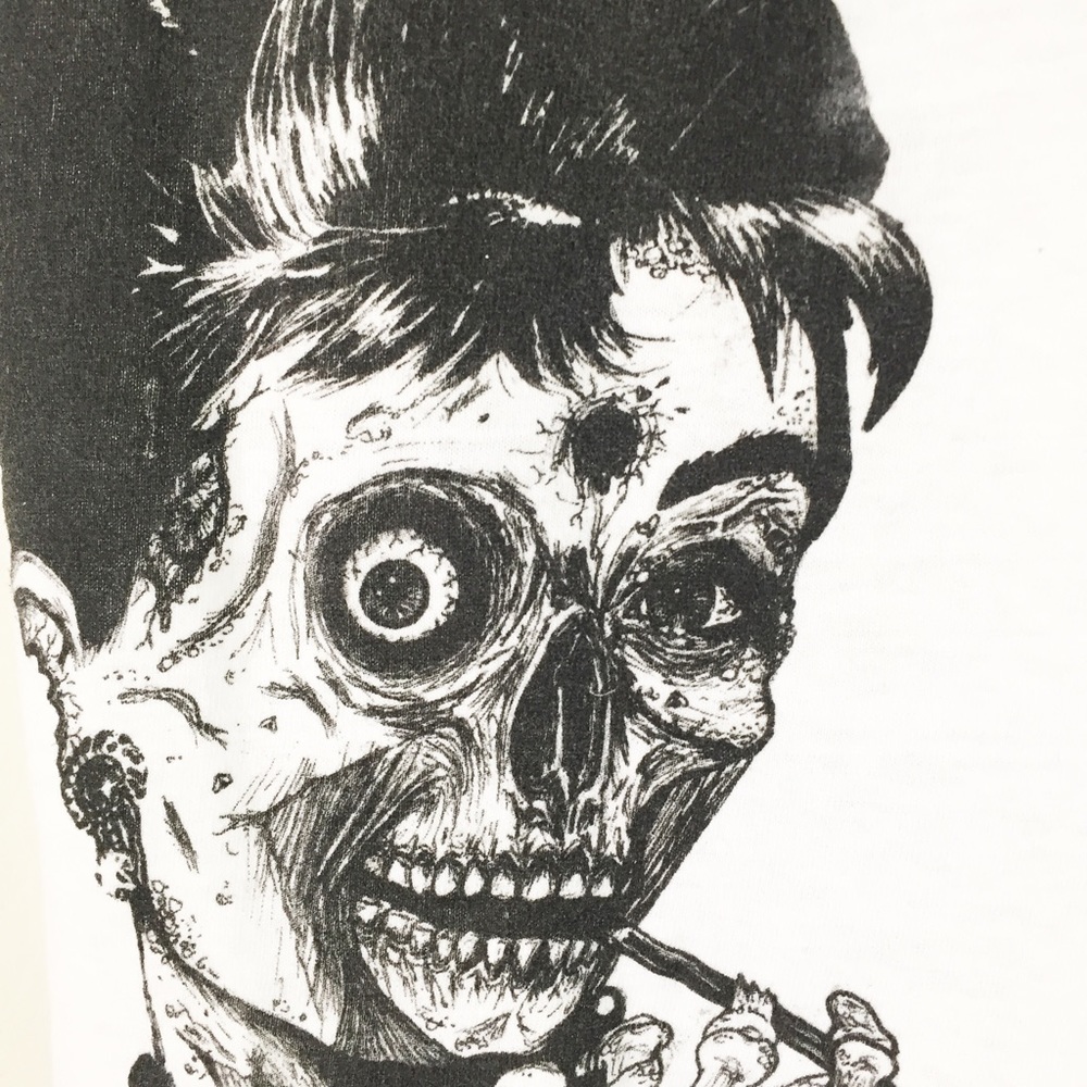 Zombie at Tiffany's - Threadless Tee - Medium - Picture 4 of 8