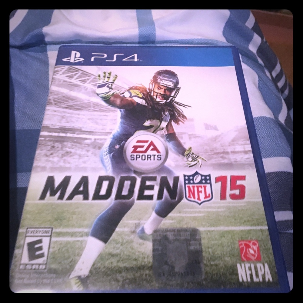 selling Madden 15 Assassins ceed and homefront PS4