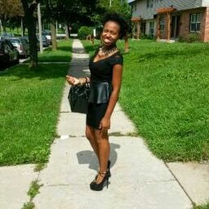 Meet your Posher, Brittney