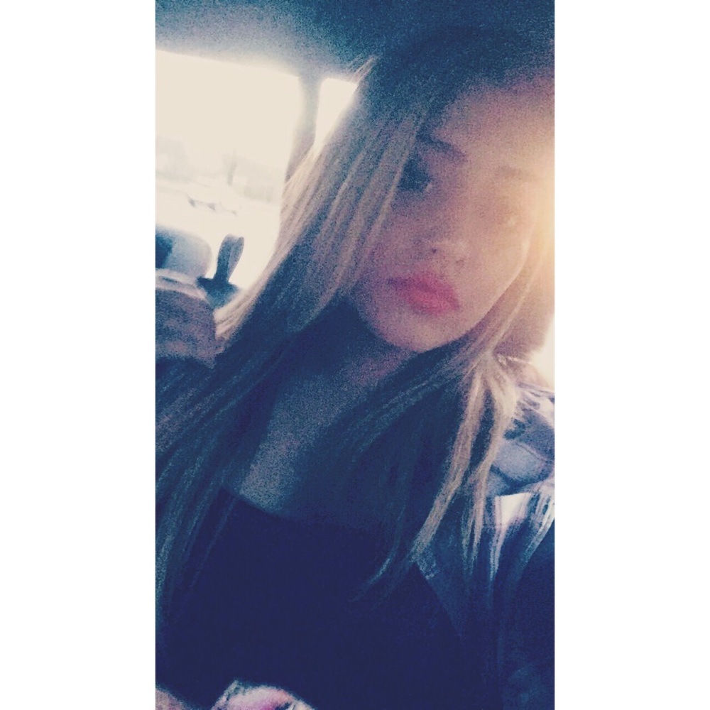 Meet your Posher, Pamela