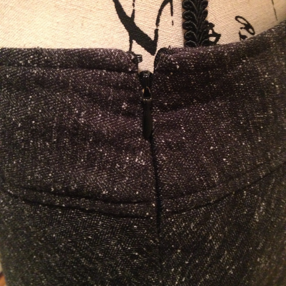 Geoffrey Beene Sport Skirt - Picture 4 of 5