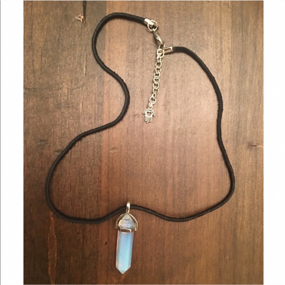 Handmade Stone Pendant Choker