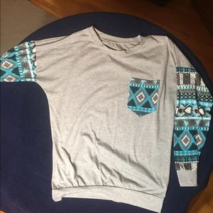 geometric print chest pocket long sleeve soft tee