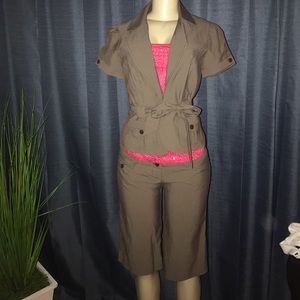 Brown 2 piece professional suit great for summer!