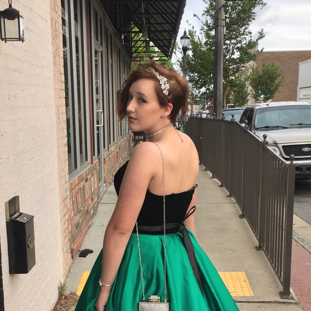 Meet your Posher, Meredith