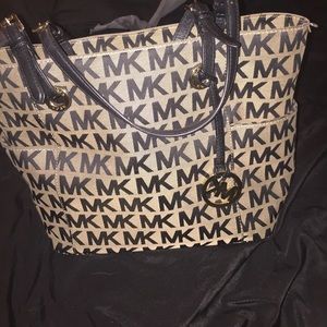 Michael Kors Purse!