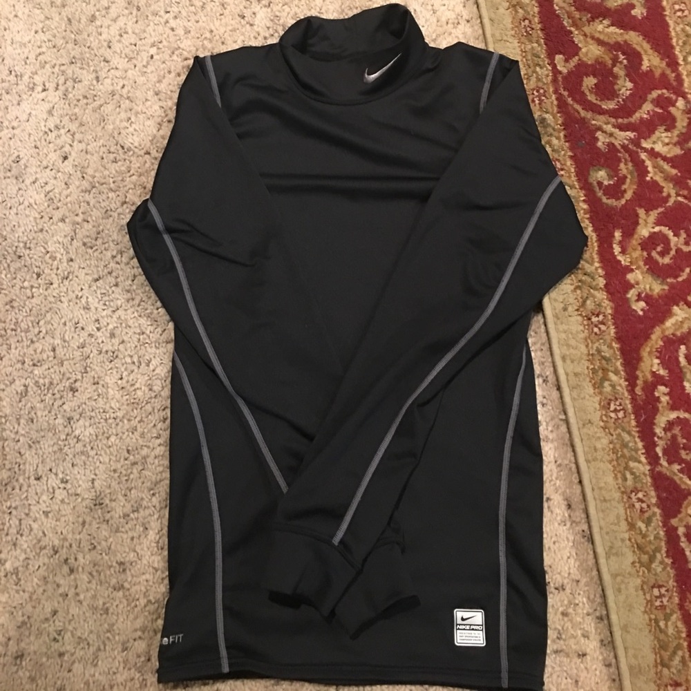 🎁Nike Pro Combat Athletic Shirt 🎁