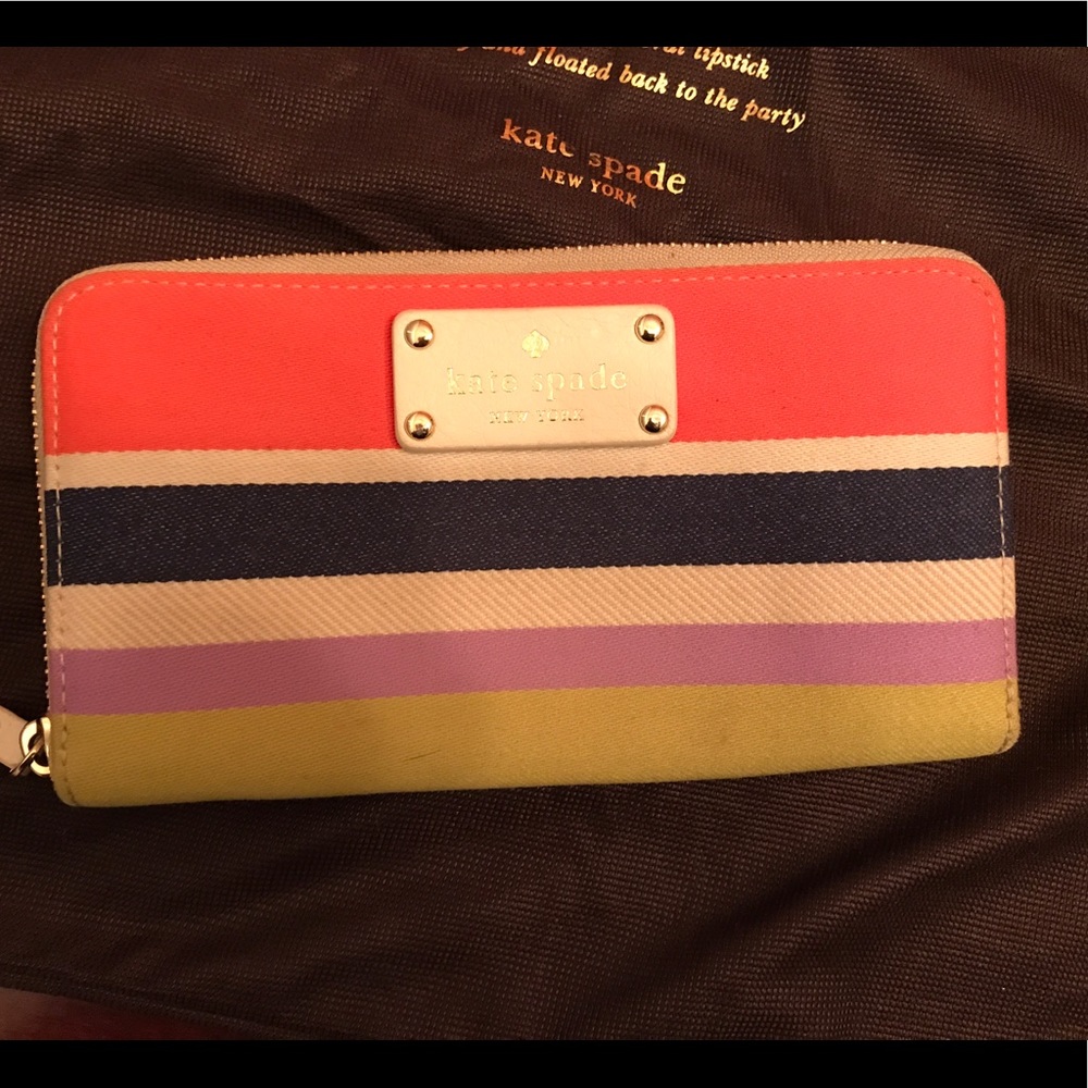 ♠️ Kate Spade wallet