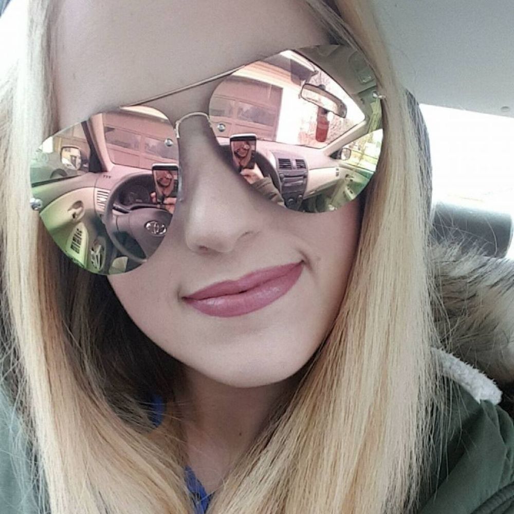 Meet your Posher, Madison